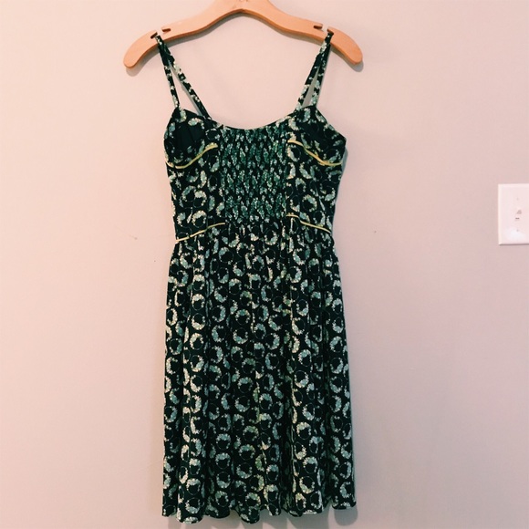 Spring Time Dress - Picture 2 of 5